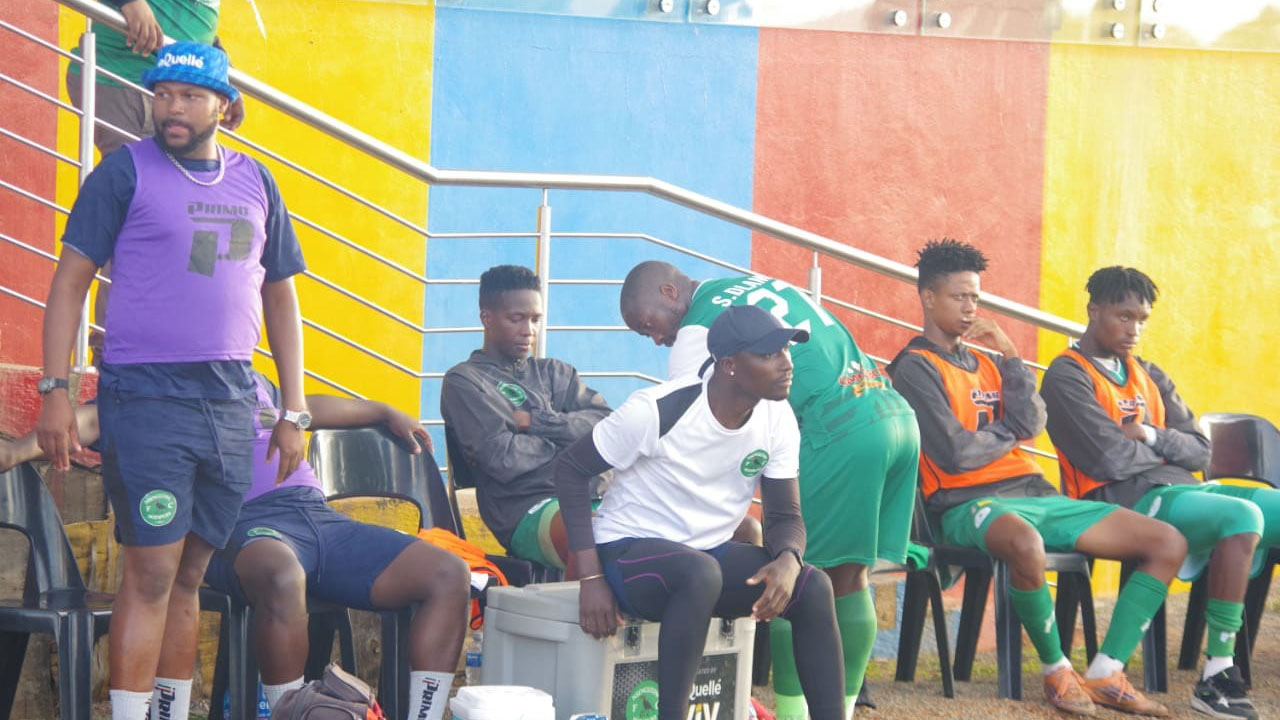 ‘Y’ello’ title race wide open